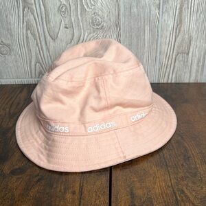 Adidas ESSENTIALS BUCKET HAT Pink